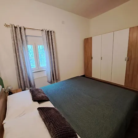 Apartment With Parking Space Fiorini, Novigrad - 6926 Brtonigla