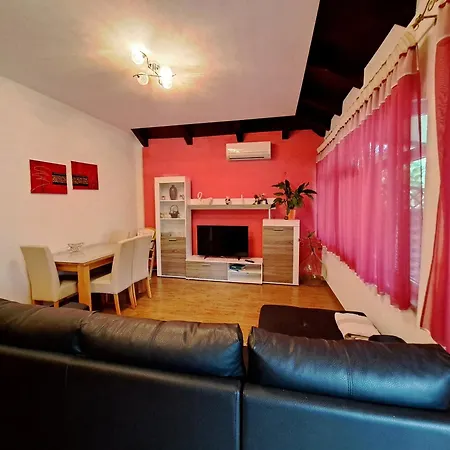 Apartment With A Parking Space Fiorini, Novigrad - 6926 *