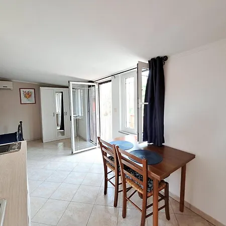 With Parking Space Fiorini, Novigrad - 6926 * Brtonigla