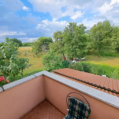 Apartment With A Parking Space Fiorini, Novigrad - 6926 Brtonigla
