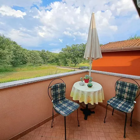 With Parking Space Fiorini, Novigrad - 6926 * Brtonigla